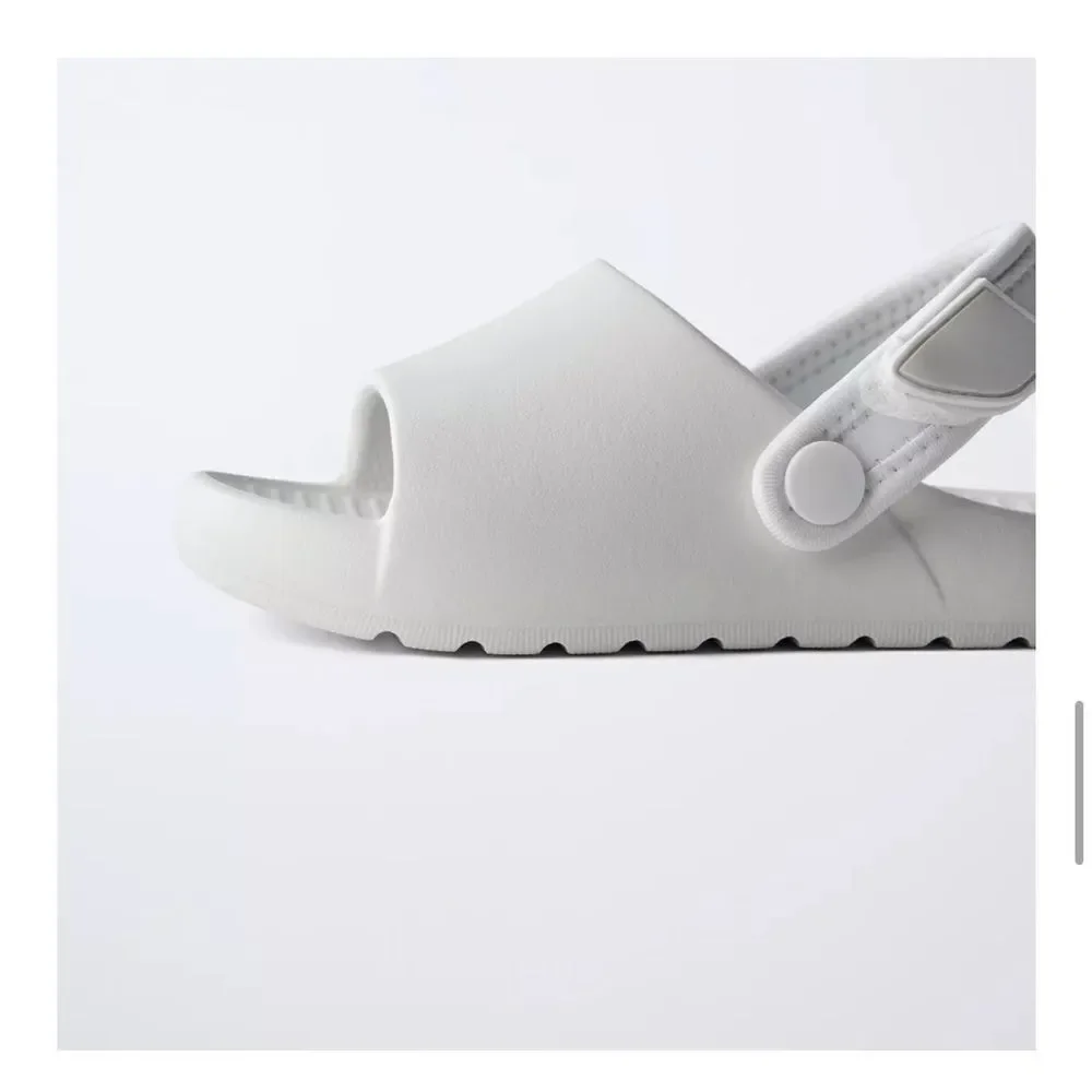 Zara RUBBER SLINGBACK SANDALS